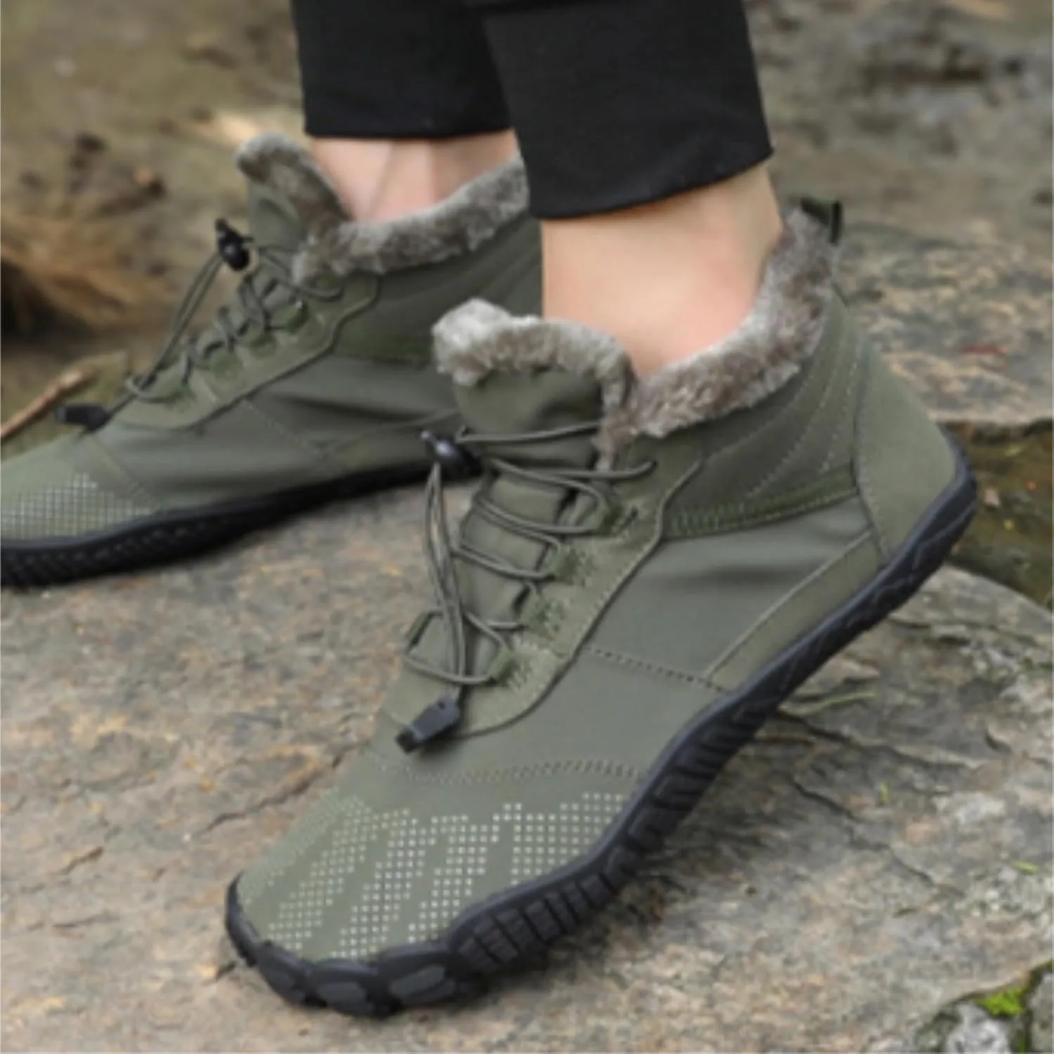 Work Boots for Men Slip On Hiking Sneakers Shoes Slip On Women's Working Shoes Slip On Waterproof Platform Botas Slip Resistant Hike Grounded Footwear